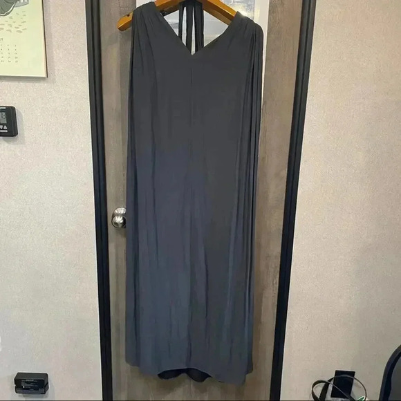 1044 Smythe Shoulder Knot Sleeveless Dress - Picture 4 of 5